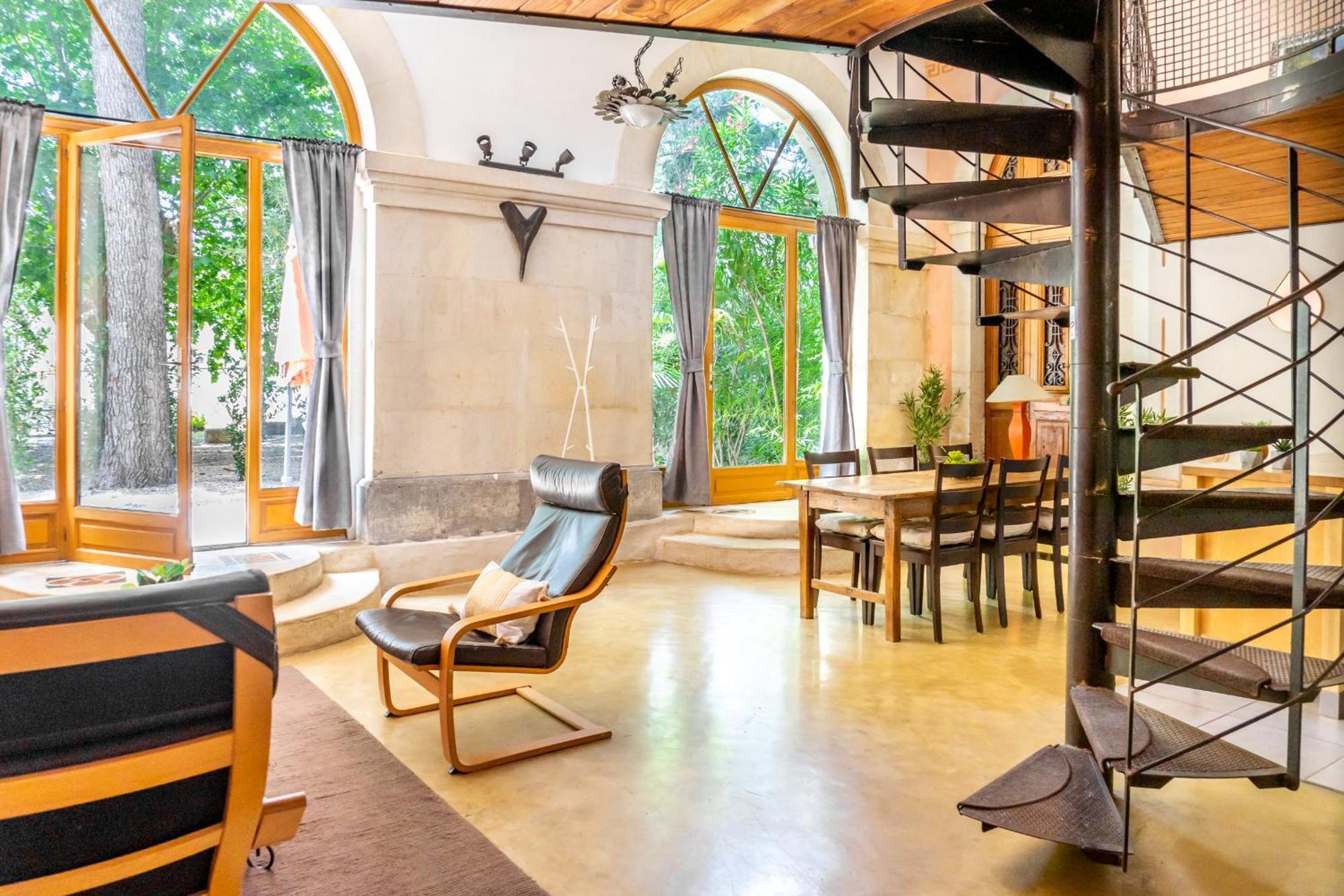 Couvent Des Ursulines: Historic Retreat For Families And Groups Holiday home
