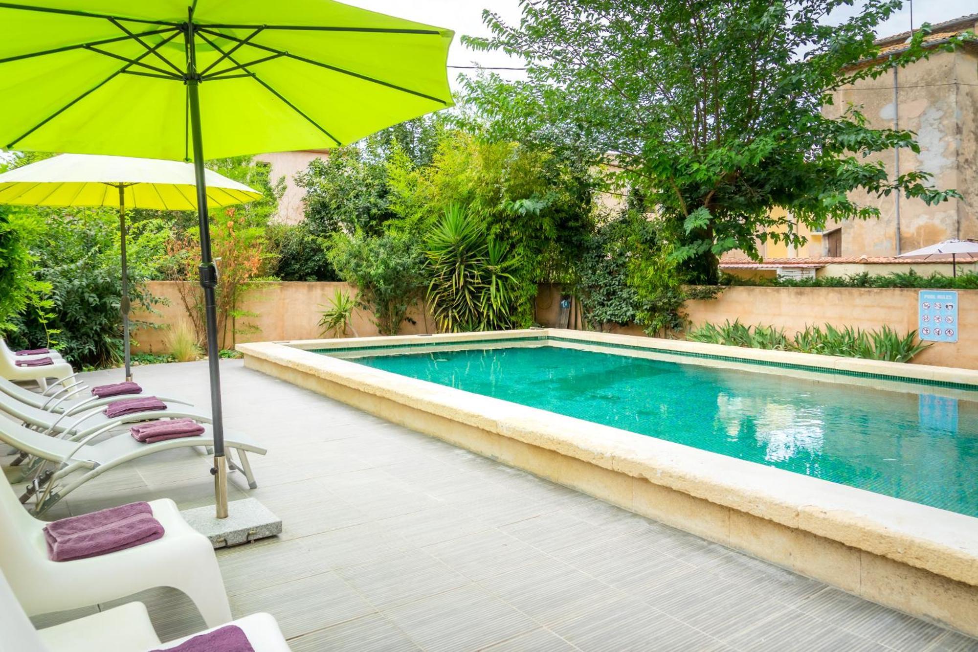 Couvent Des Ursulines: Historic Retreat For Families And Groups Holiday home Pezenas