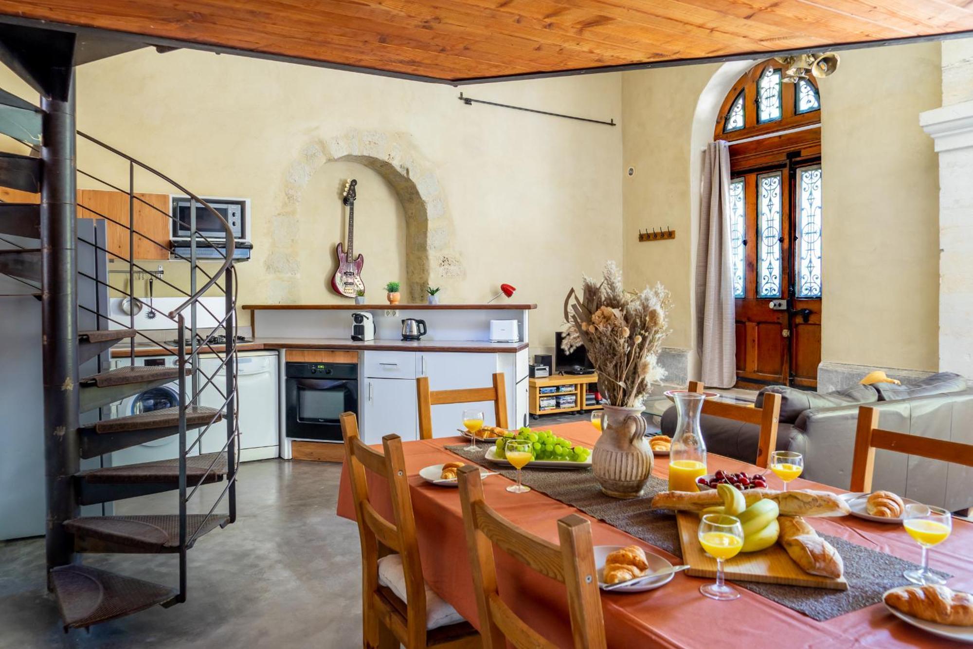 Holiday home Couvent Des Ursulines: Historic Retreat For Families And Groups Pezenas