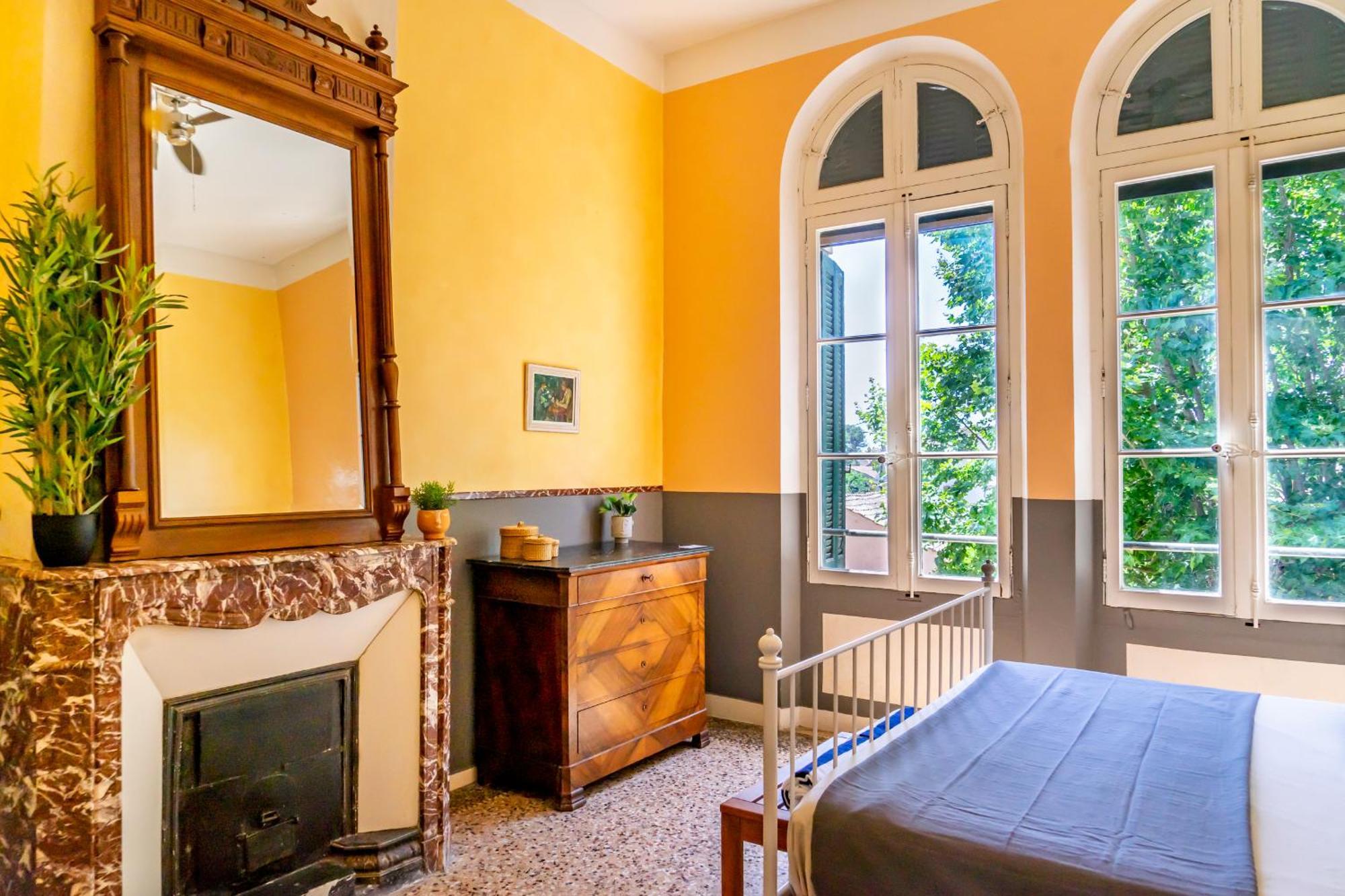 Couvent Des Ursulines: Historic Retreat For Families And Groups Pezenas