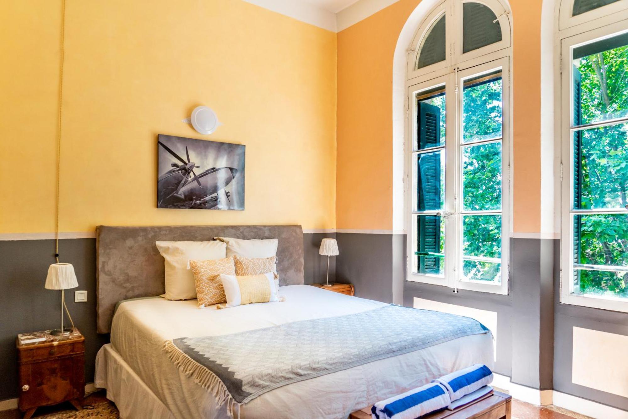 Couvent Des Ursulines: Historic Retreat For Families And Groups Pezenas