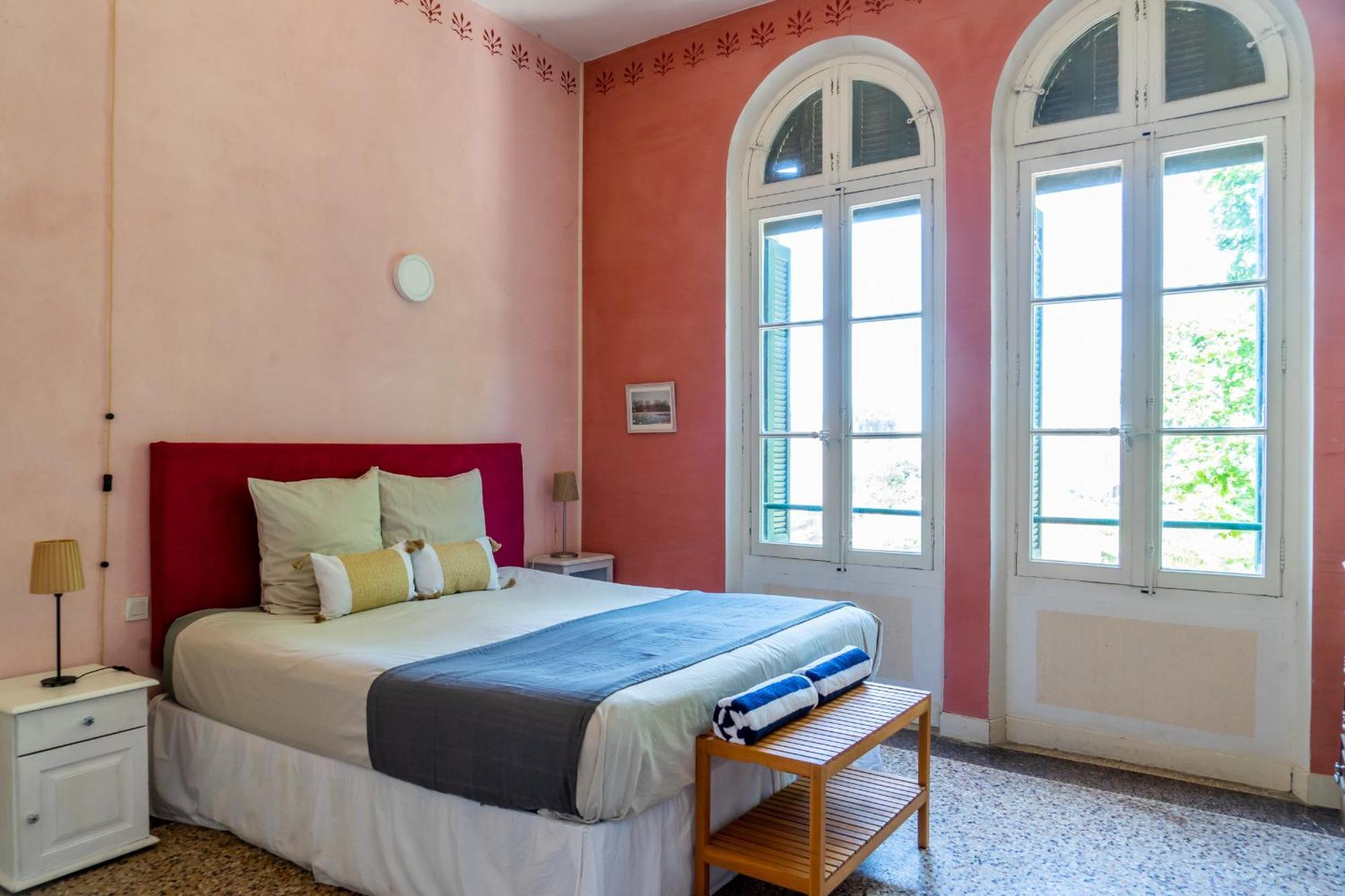 Couvent Des Ursulines: Historic Retreat For Families And Groups Holiday home